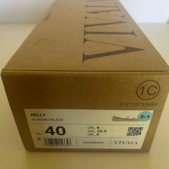 Brand New: VIVAIA Nelly Almond Toe Flats - Picture 6 of 6